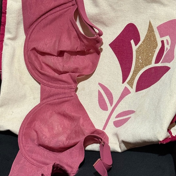 Wacoal High Profile Floral Lace Underwire Bra - Picture 3 of 5